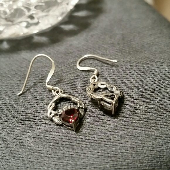 .925 Silver Claddagh Earrings with Heart Garnets - Picture 5 of 6